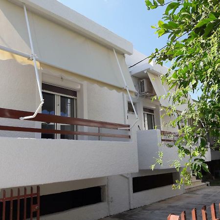 apt 30m from beach Amarynthos Exteriör bild