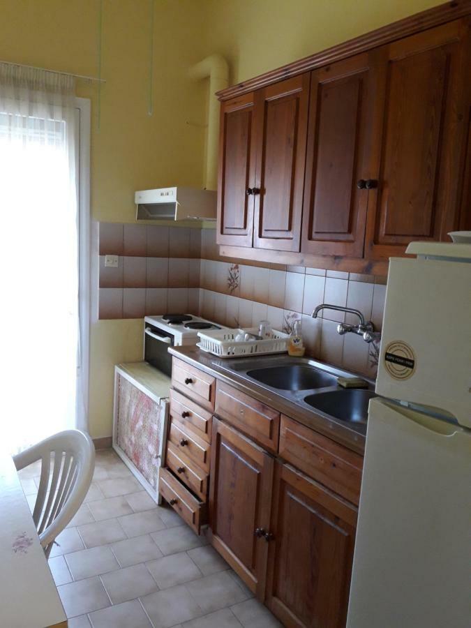 apt 30m from beach Amarynthos Exteriör bild