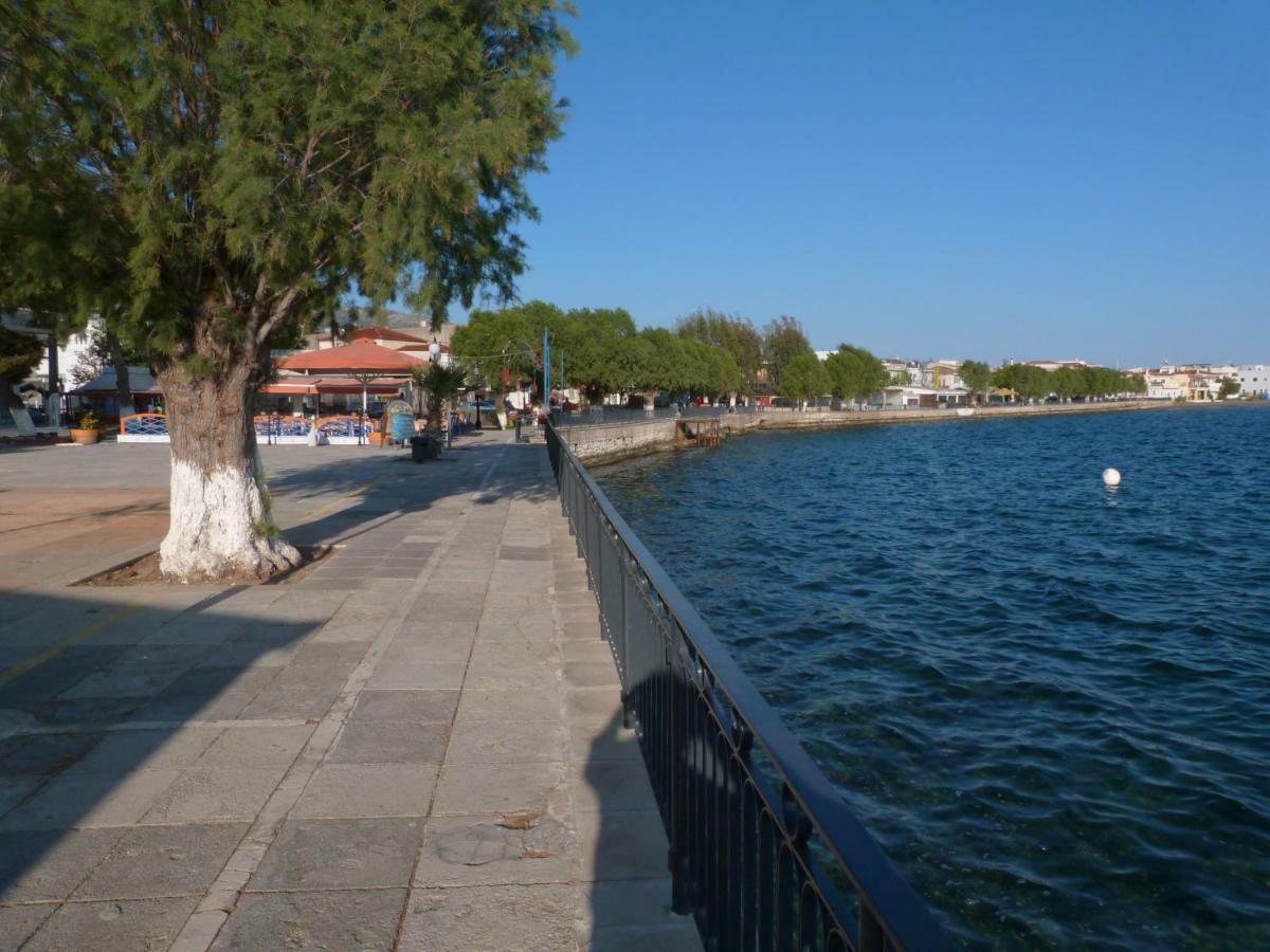 apt 30m from beach Amarynthos Exteriör bild